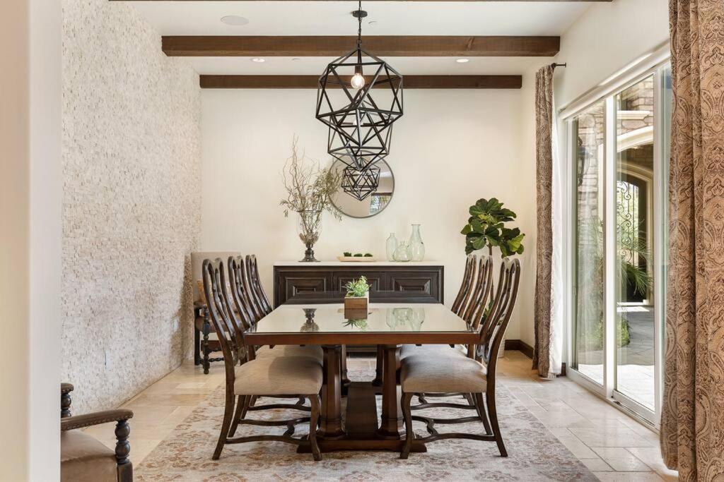 Villa Bella - Private Estate In The Heart Of Palm Desert, Outdoor Amenities, Gym, Game Room Extérieur photo
